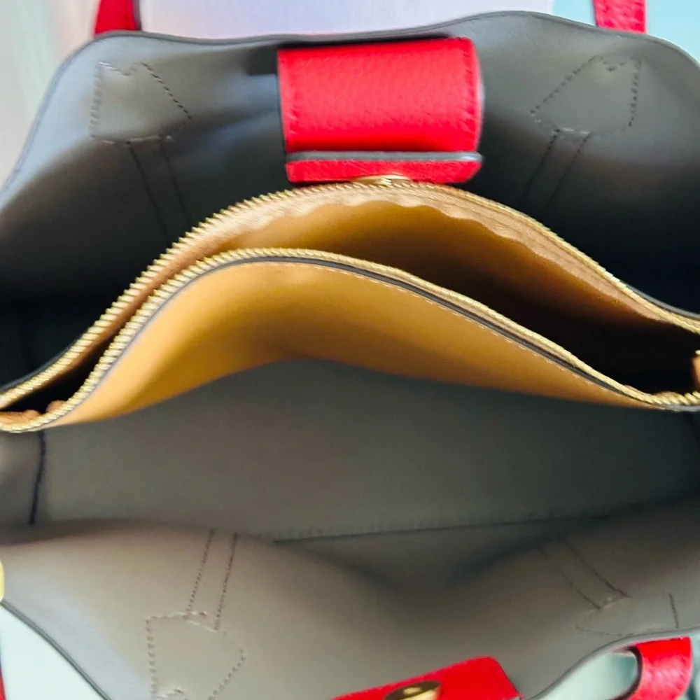 Tory Burch red leather purse with shoulder strap. NEW worn on two occasions. - Picture 6 of 6